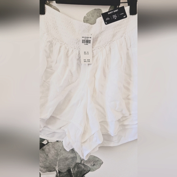 Hollister high rise skirty shorts in XL - New - Picture 7 of 7